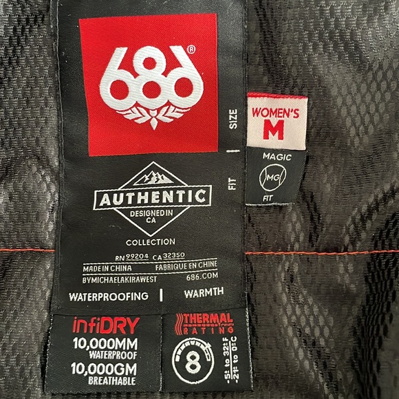 686 ski/snowboard jacket - Picture 5 of 6
